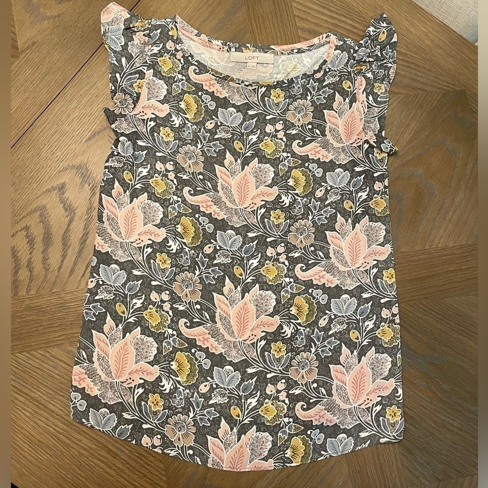 Loft Floral Flutter Sleeveless Dressy Shirt Top